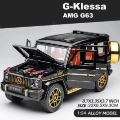 1:24 AMG modellautó, cinkötvözetből visszahúzható játékautó hanggal és fénnyel gyerekeknek fiú lánynak ajándék