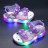 2024 nyár Új baba Led Light Lányszandál Aranyos Hello Kitty Gyerek Alkalmi Cipők Csúszásgátló Gyerek Strandcipők Szabadtéri Cipő