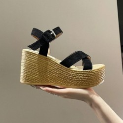 BCEBYL Wedge Heel Summer New Fashion Platform vastag alsó csat Alkalmi kényelmes sétacipő Női szandál