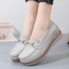 Kiömlött bőr női alkalmi cipők Designer lapos talpú cipők női Wedge tornacipők Slip on női mokaszinok 