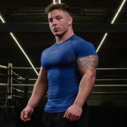 Tornaterem Sport Fitness Edzés Ruhák Férfi pólók Gyorsan lélegző rugalmas szűk ruházat Kosárlabda Rövid ujjú pólók