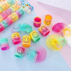 12 db Mini Rainbow Magic Springs Játékok Gyerekek Születésnapi Party Szívek Ajándékok Ajándékok Emléktárgyak Óvodai vendég Pinat