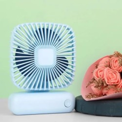 Asztali asztali kis ventilátor mini kézi USB három sebességes Cool Air autó otthoni irodai hordozható csendes kültéri egyszerű h