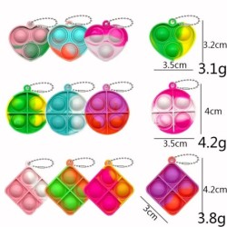 30 DB Pop Fidget Toys Mini Pop Kulcstartók Tipegő Játékok Fidgets Csomag Érzékszervi játékok Tömeges csomagok Csökkentik a nyomá