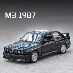 1/36 BMW M3 1987 Ötvözet Játékok Autómodell Fémöntvények Játékjárművek Eredeti, Kifinomult belső visszahúzás 2 ajtós, nyitott gy