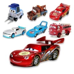 Disney Pixar Cars 2 3 Lightning McQueen Mater Jackson Storm 1:55 Diecast Vehicle ötvözet fém autós játékok karácsonyi ajándék fi