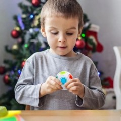 Creative Magic Rainbow Puzzle Ball Fidget Stresszoldó játékok gyerekeknek Felnőtt stresszoldó Színek Hozzáillő labdák Szórakozta