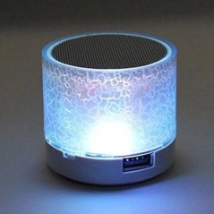 Univerzális Bluetooth mini hangszóró vezeték nélküli hangszóró színes LED TF kártya USB mélynyomó hordozható MP3 zenei hangoszlo