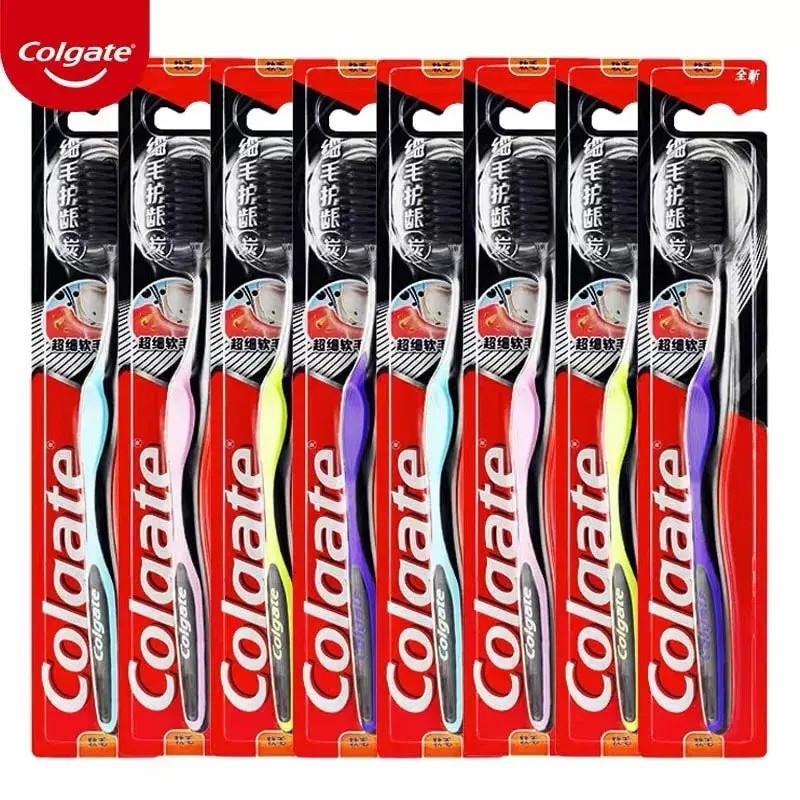 Colgate 8 db finom sörtéjű ínyfogkefe bambusz szén puha sörtéjű szájápoló családi csomag felnőtteknek puha