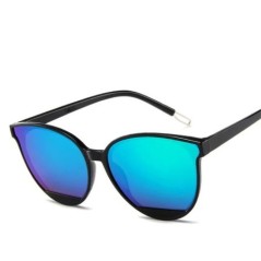 WarBLade New Fashion Napszemüvegek Női Vintage Luxus Márka Design Szemüvegek Tükör Klasszikus Oculos De Sol Feminino UV400 Szemü