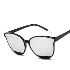 WarBLade New Fashion Napszemüvegek Női Vintage Luxus Márka Design Szemüvegek Tükör Klasszikus Oculos De Sol Feminino UV400 Szemü